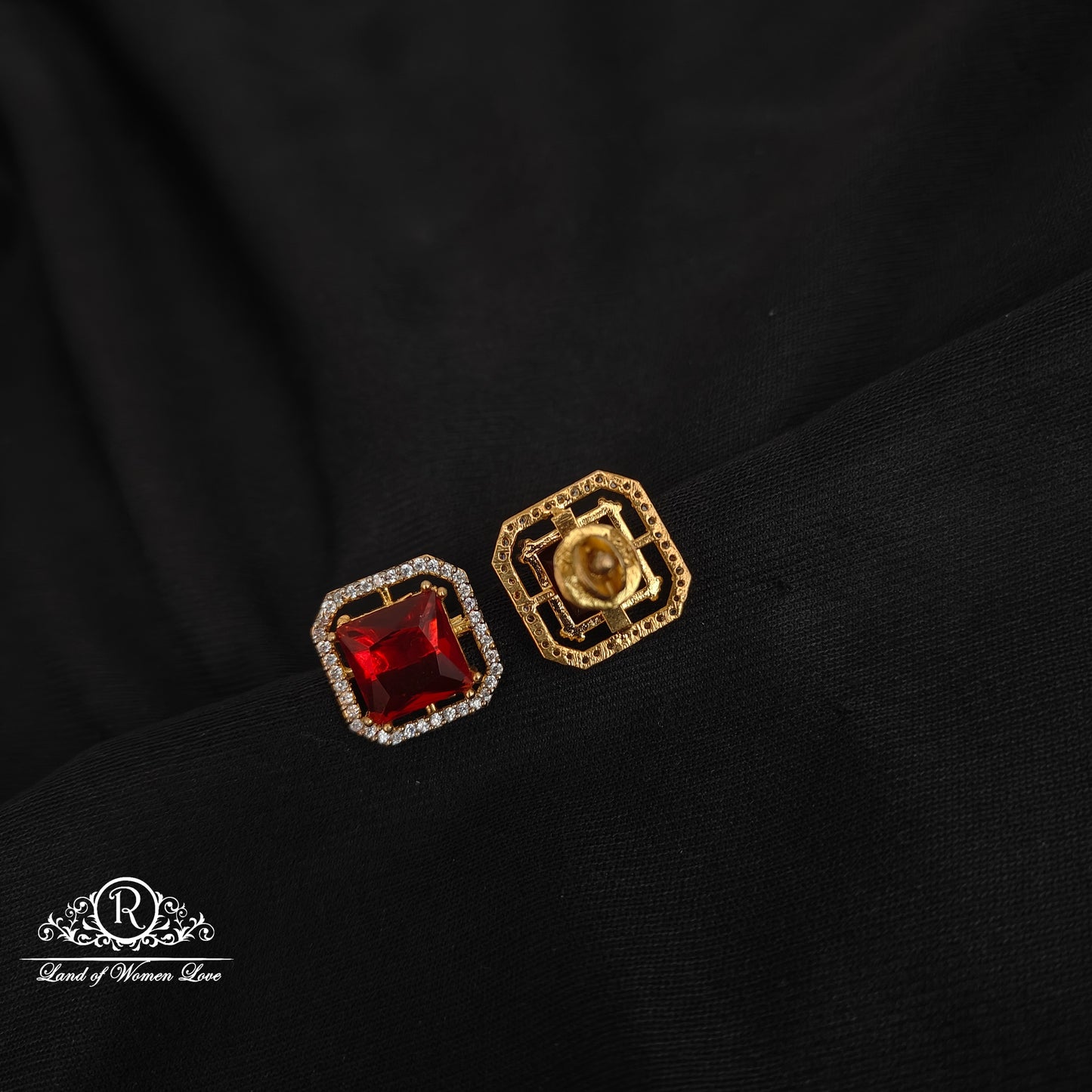 92.5 Silver CZ's Beautiful Studs-RCCP375