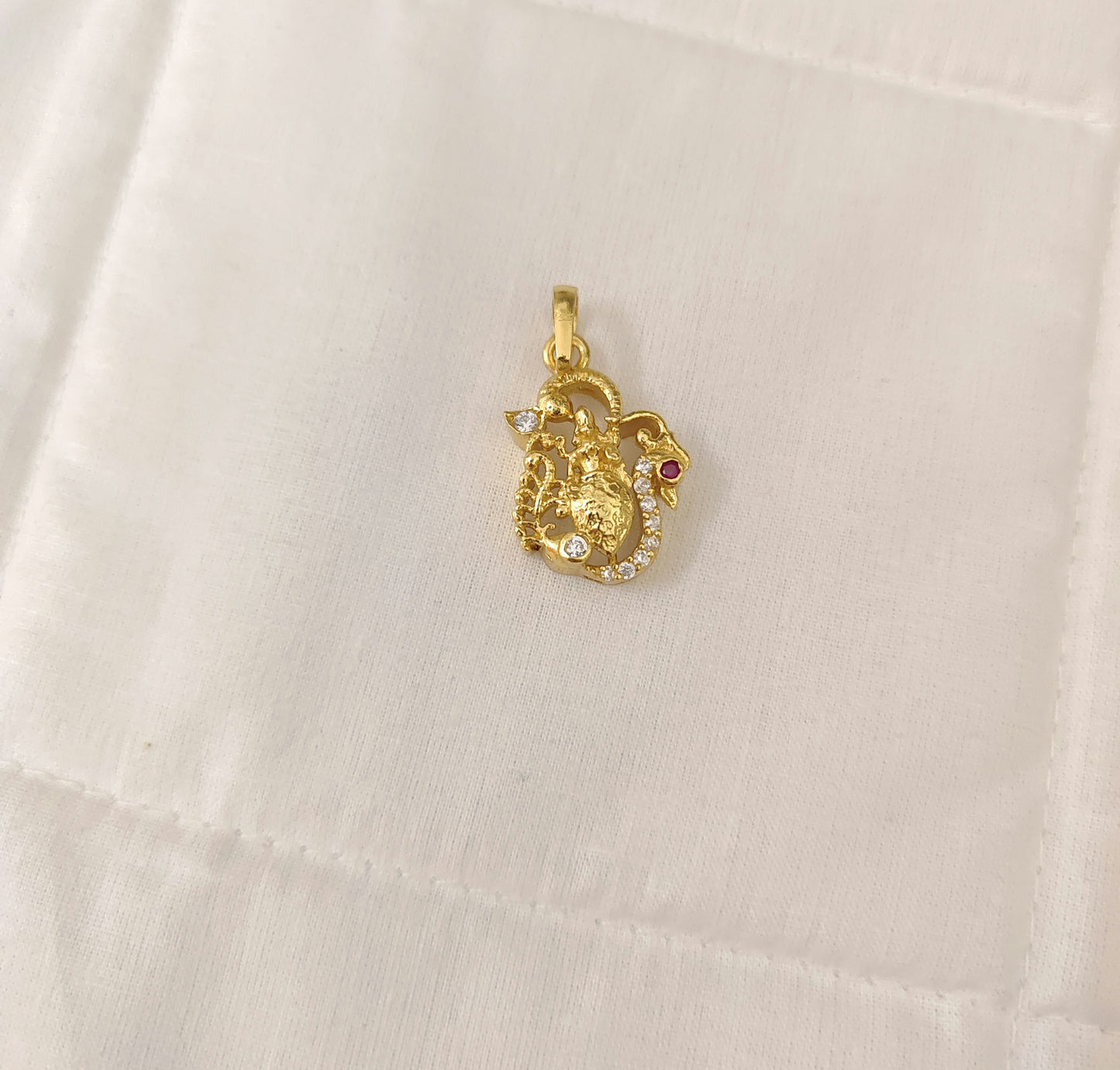 Silver Small Peacock Design Locket-RCH199