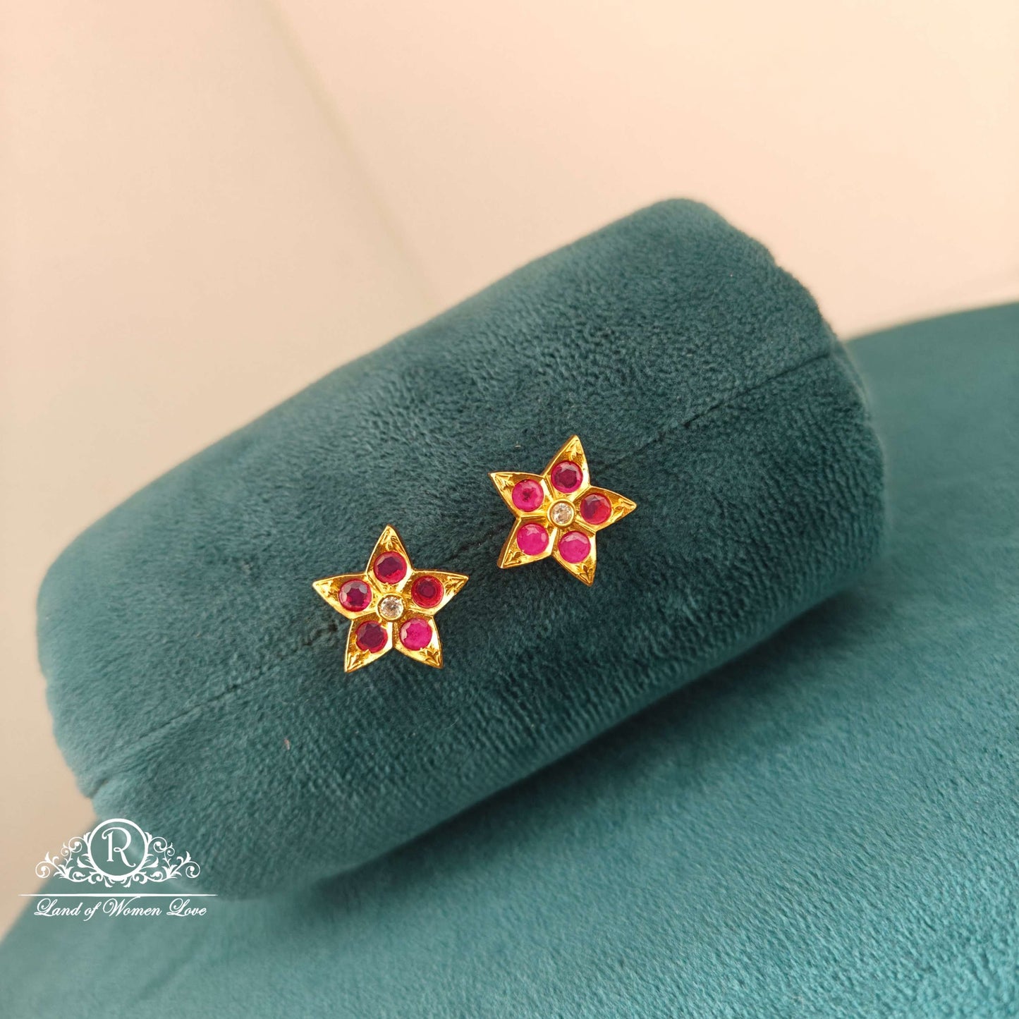 stud flower design silver studs-rc94-60m077 cz 92.5 silver ramala jewelry / ramala collections