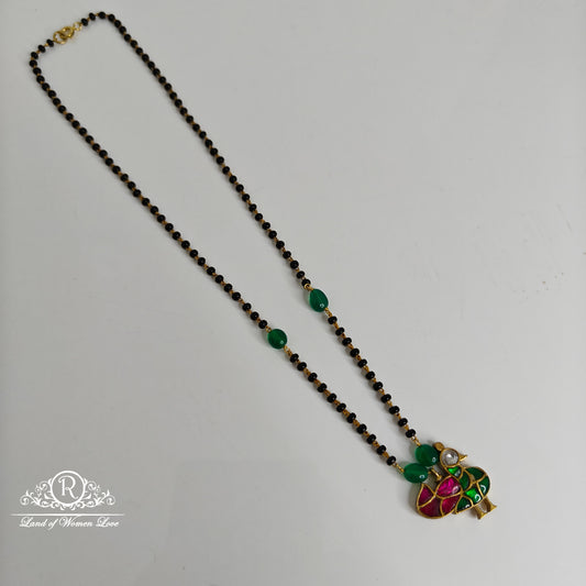 92.5 silver simple and cute black beads with kundan stones locket-rch786 kundan 92.5 silver ramala jewelry / ramala collections