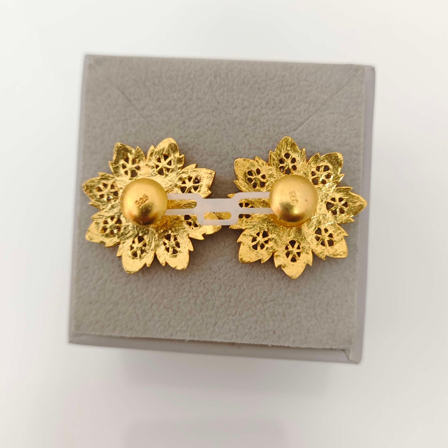 Silver White Stones Stud Earrings-RCJR597