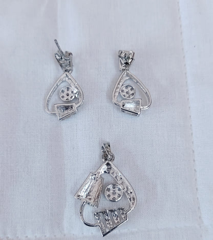 Silver earrings with pendent -RCG003