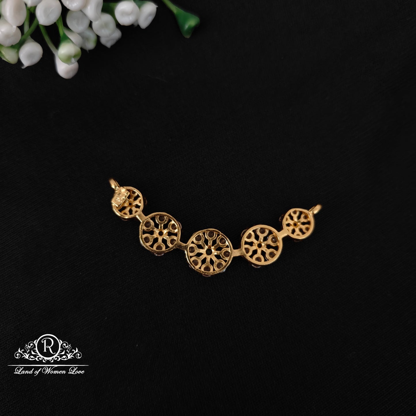 92.5 Silver simple and cute green stone mala locket -RCJR983