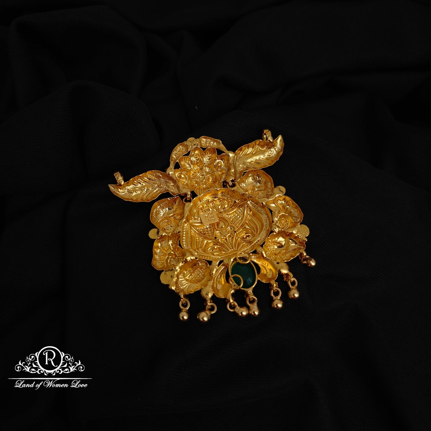 92.5 silver simple and Cute mala locket - RC06M1210