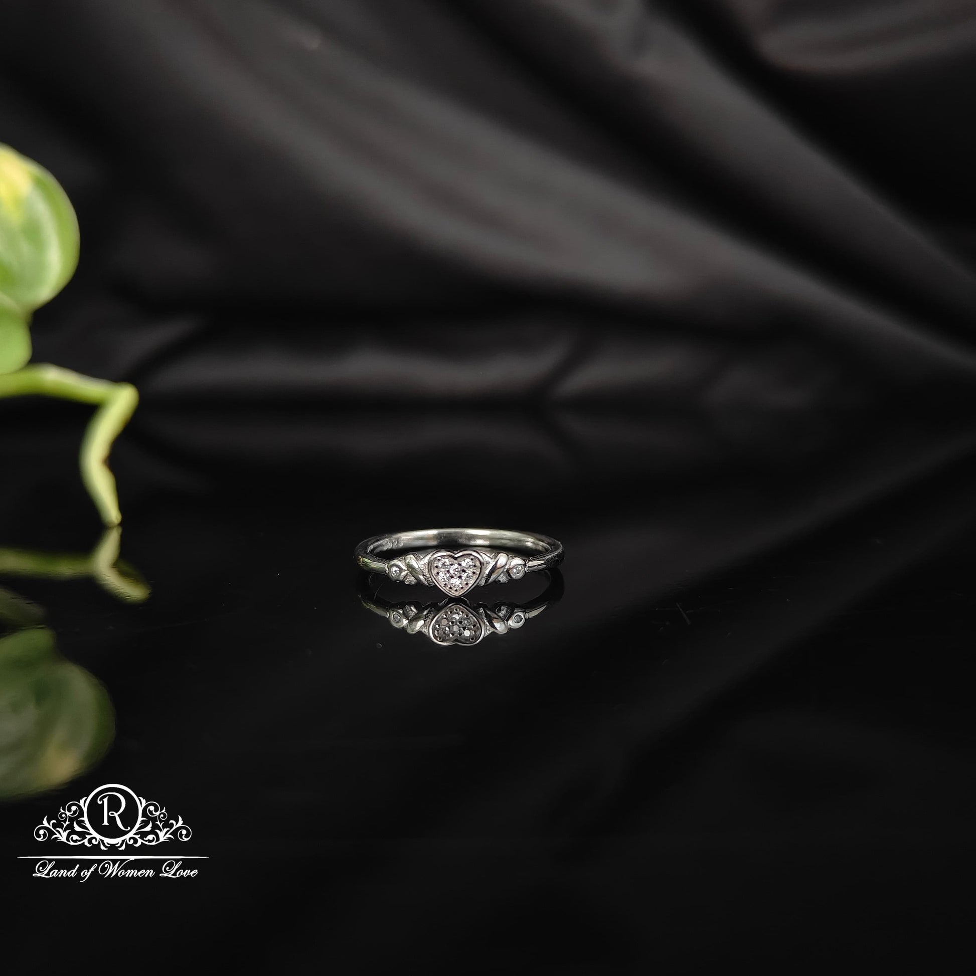 ring silver rodhium polish finger ring-rcra67 92.5 silver ramala jewelry / ramala collections