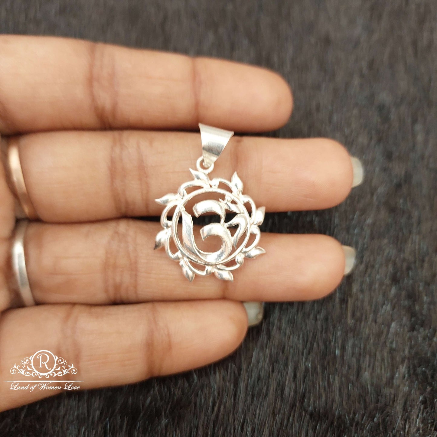 Silver Om Design Locket-SS93