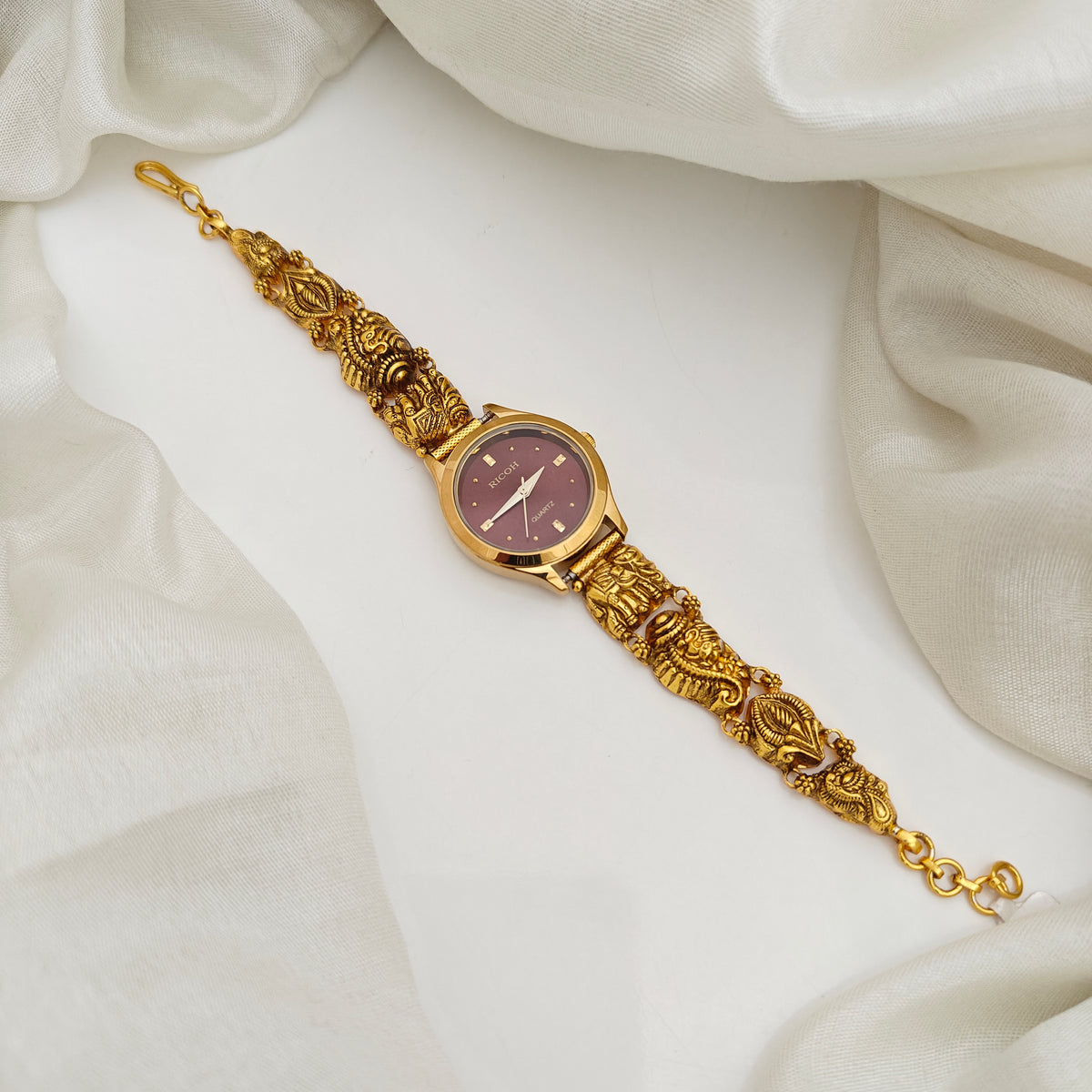 92.5-Silver With Gold Polish Watch Desgin-RCV428