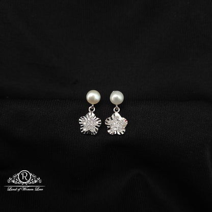 92.5 SILVER PEARL EARRINGS-RCG325