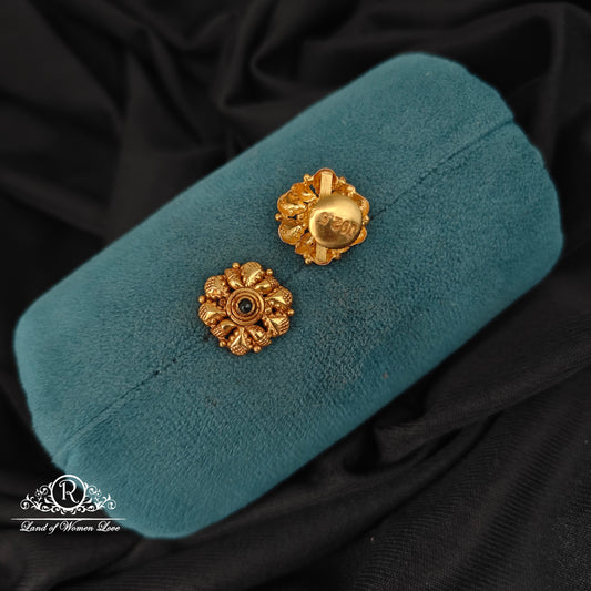 92.5-SILVER SMALL STUDS-RCM1491