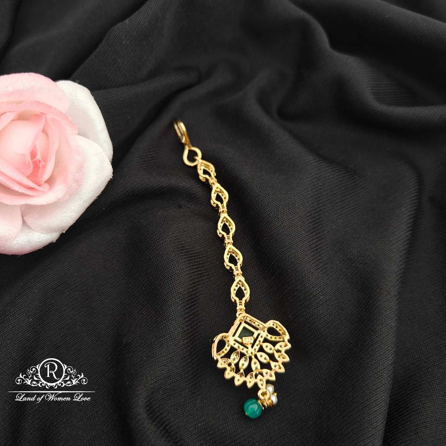 92.5 Silver diamond finishing tikka with green stone and beads hanging -RCR113