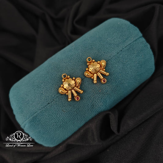 92.5-SILVER SMALL STUDS-RCM1490