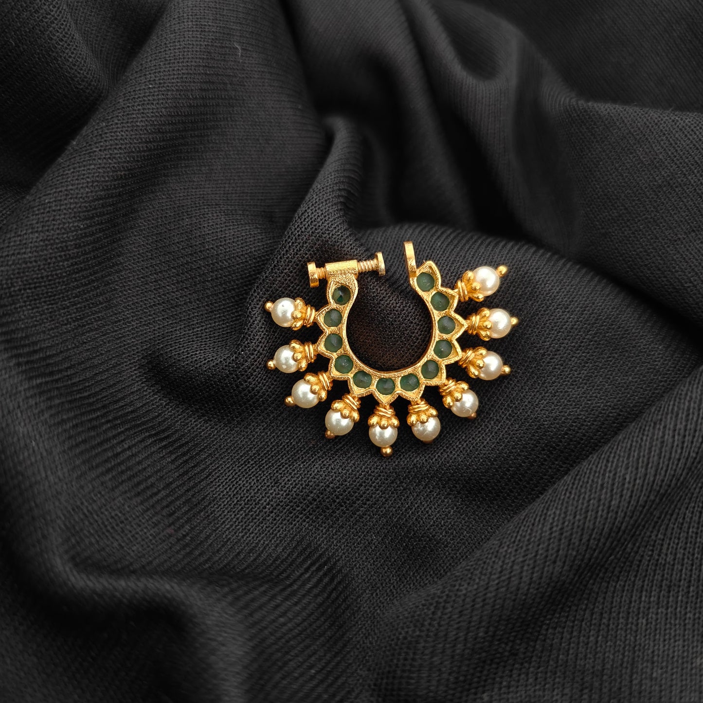 92.5 silver nosepin with green stones and pearls -RCR143