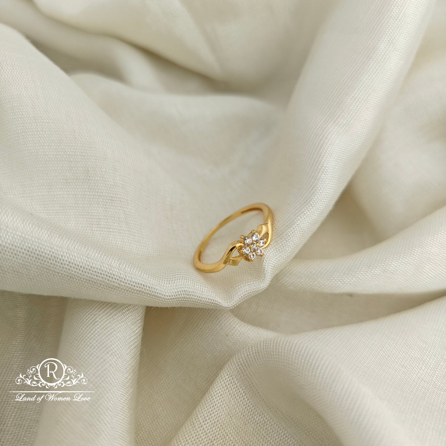 92.5 Silver flower design fingering -RCR241