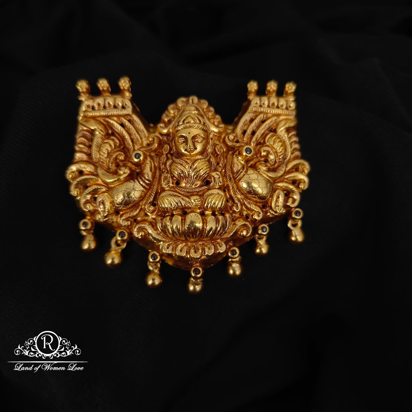 92.5-SILVER LAKSHMI DEVI MALA LOCKET-RCZ979