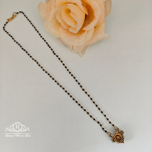 92.5 Silver Black Beads with Mossinate Locket chain-RCH1206