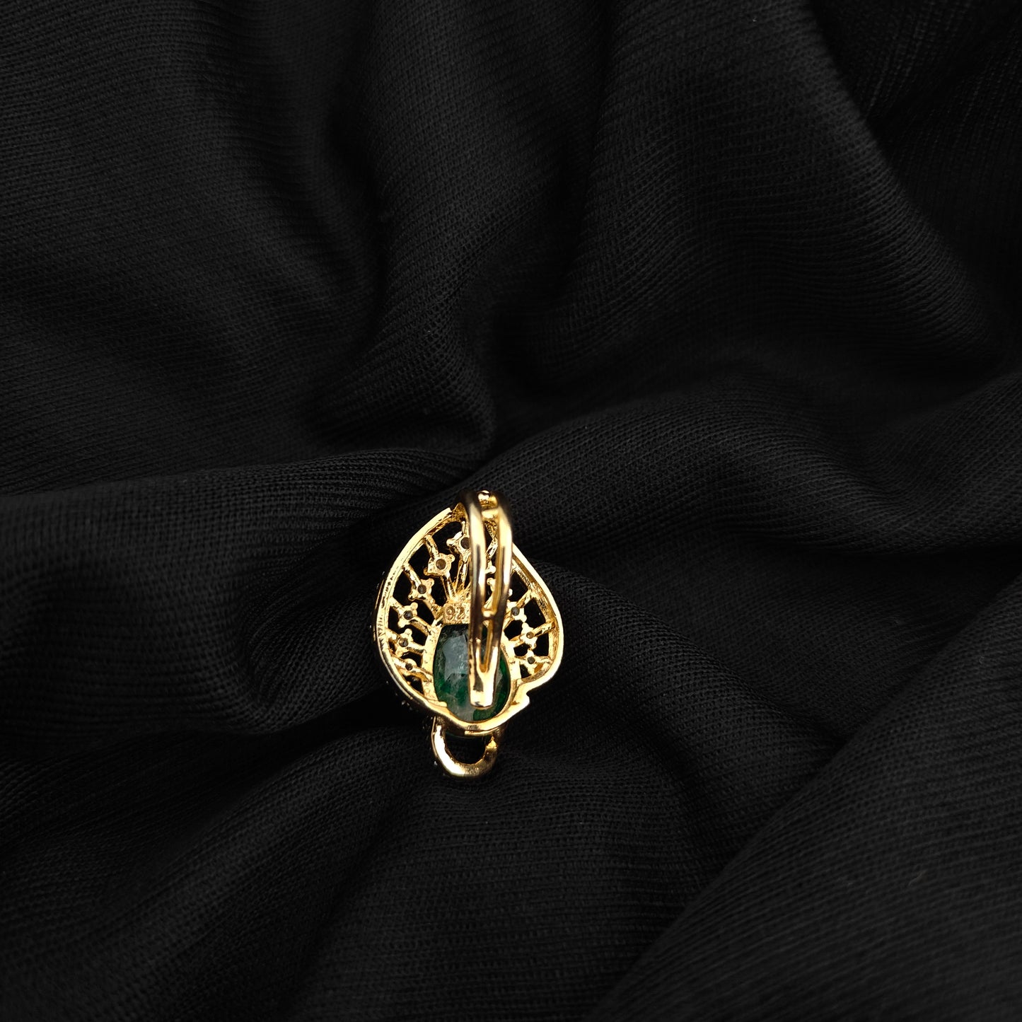92.5 Silver diamond finishing pendent with green stone-RCR119