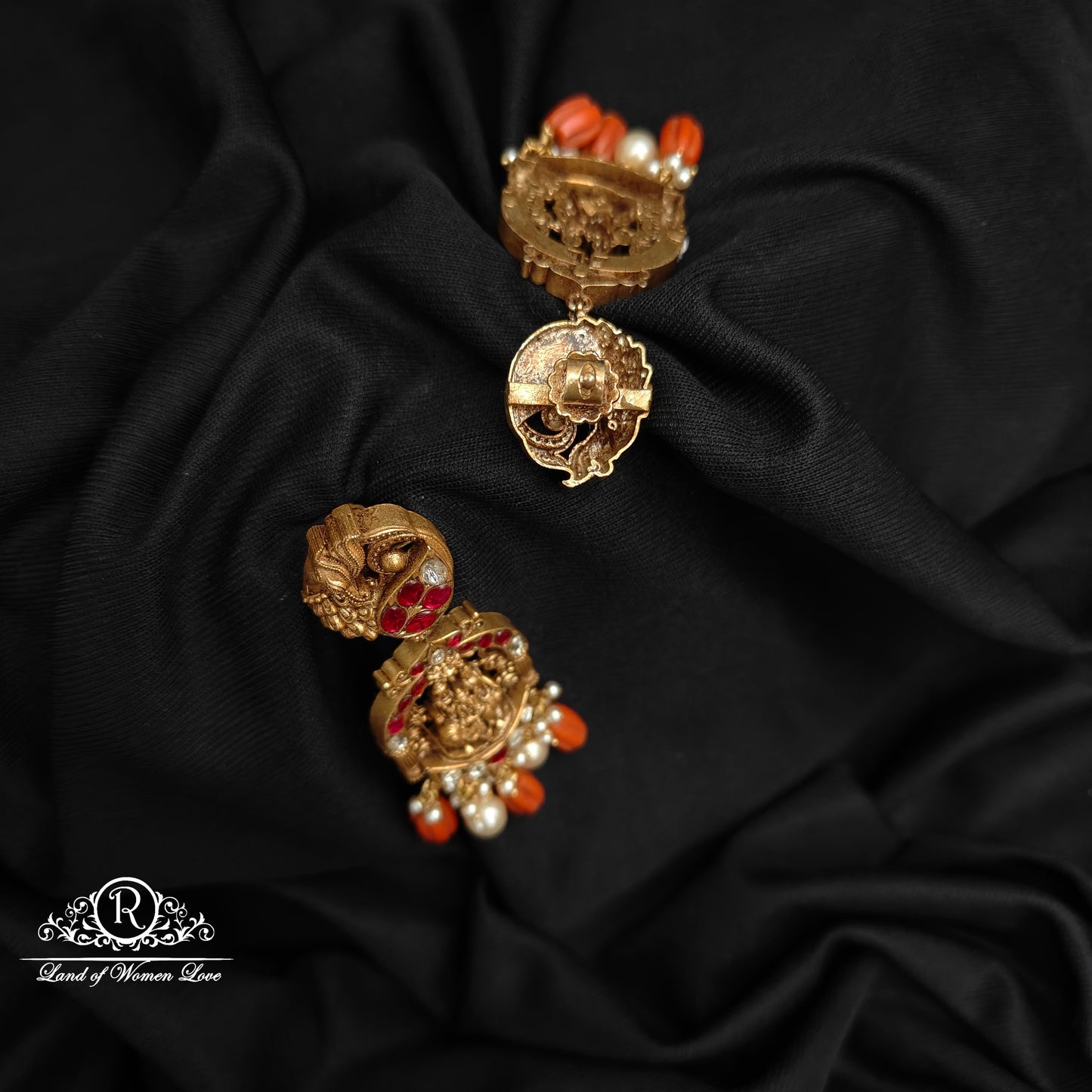 92.5-SILVER 3DDESGIN  LAKSHMI DEVI BANGLES-RCAZ12