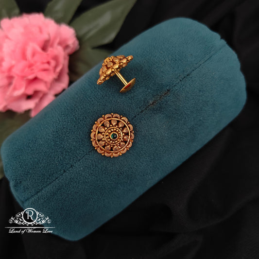 92.5-SILVER STUDS -RCZ1026