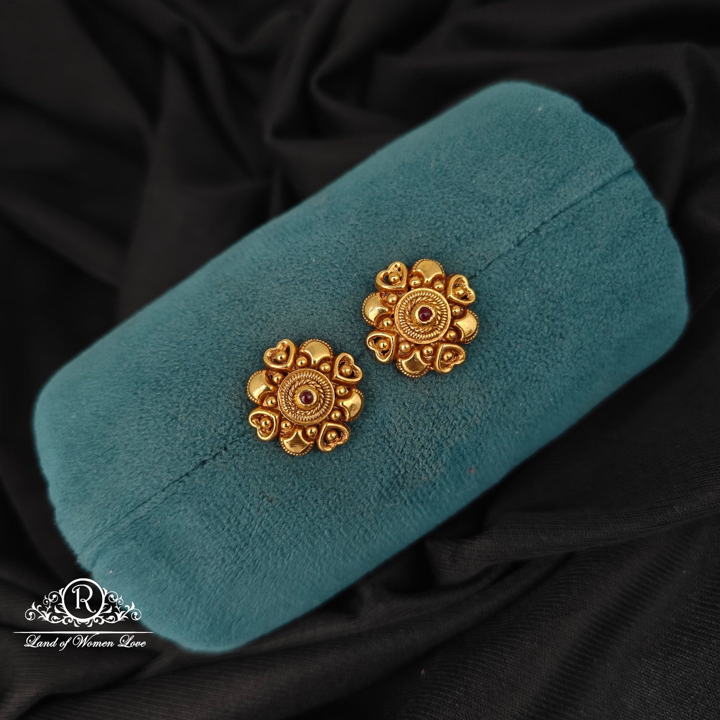 92.5-SILVER SMALL STUDS-RCM1493