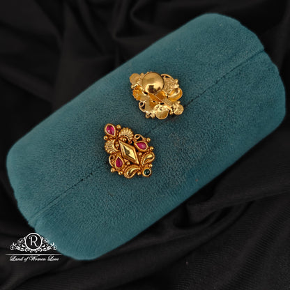 92.5-SILVER SMALL STUDS-RCM1492