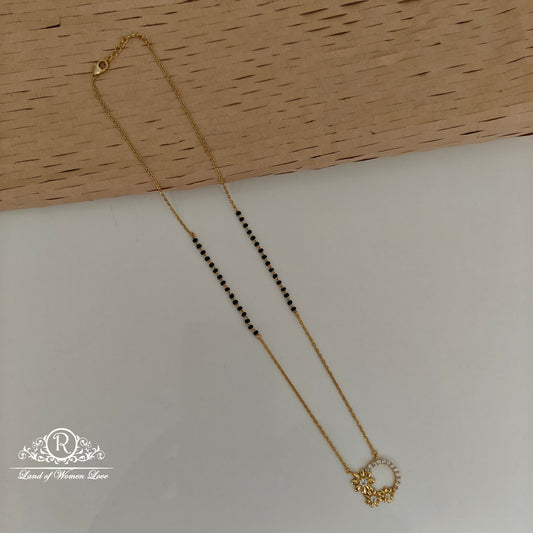 92.5 SILVER LIGHT WEIGHTBLACK BEADS WITH PENDANT-RCVC004