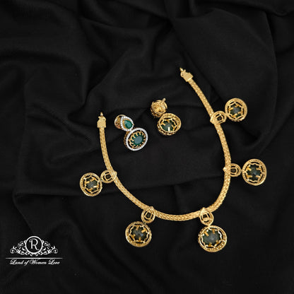 92.5 SILVER DIAMOND FINISHING NECKLACE WITH EARRINGS SET-RCM1445