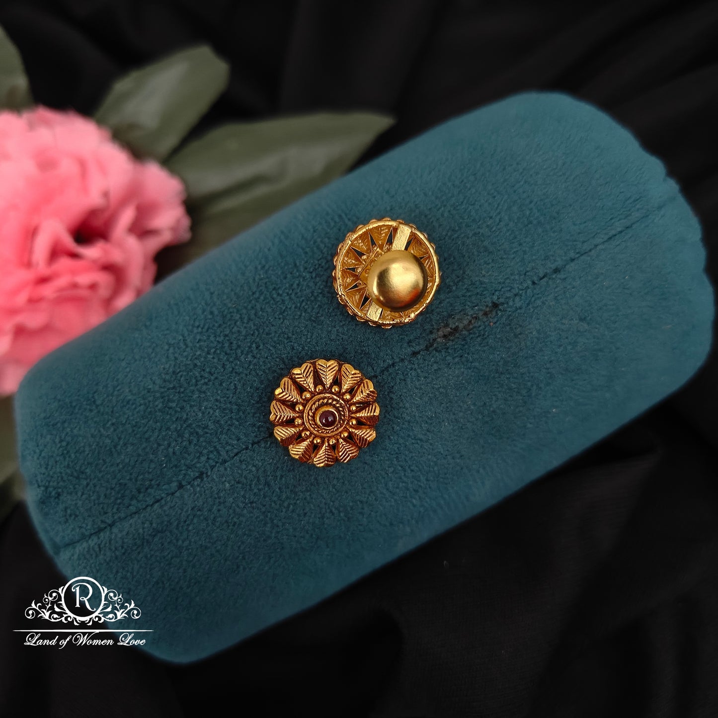 92.5-SILVER STUDS -RCZ1017