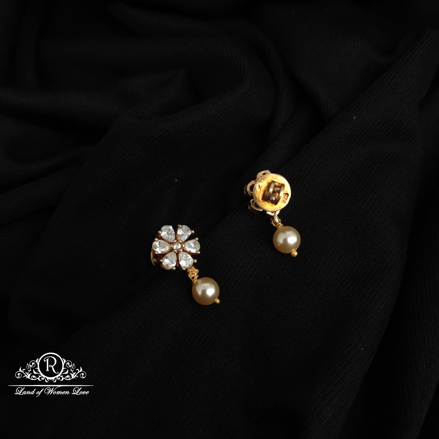 92.5 silver mossinate Earrings with pearl hangings- RCDS323-1