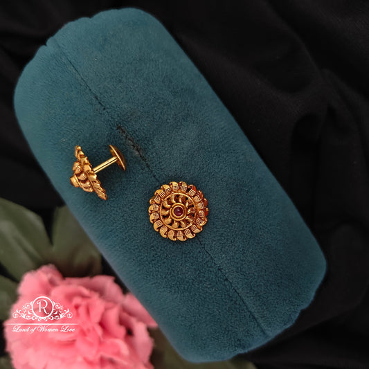 92.5-SILVER STUDS -RCZ1024