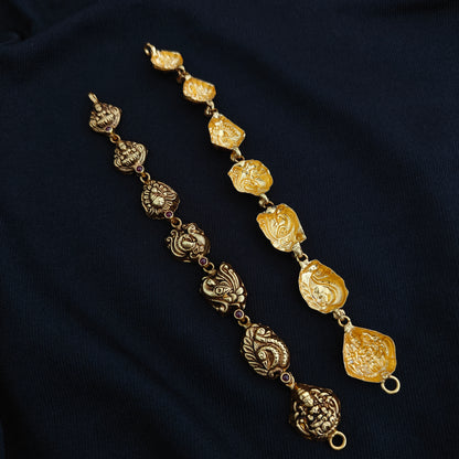 92-5-silver-with-gold-polish -peacock desgin -Side lockets -RCV381