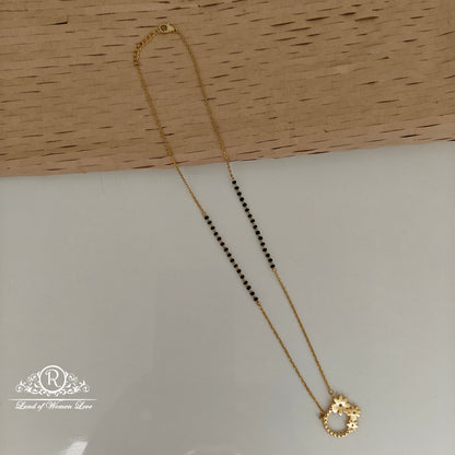 92.5 SILVER LIGHT WEIGHTBLACK BEADS WITH PENDANT-RCVC004