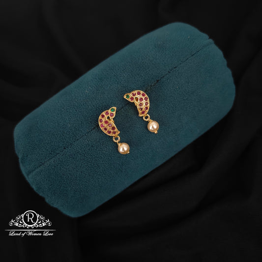 92.5 silver simple and Cute earrings with pearl hangings-RCH1016