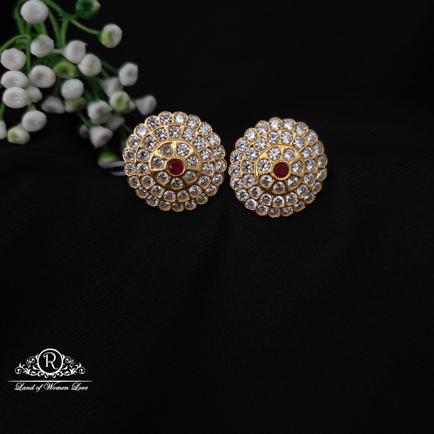92.5  SILVER WHITE STONE STUDS -RCM1387