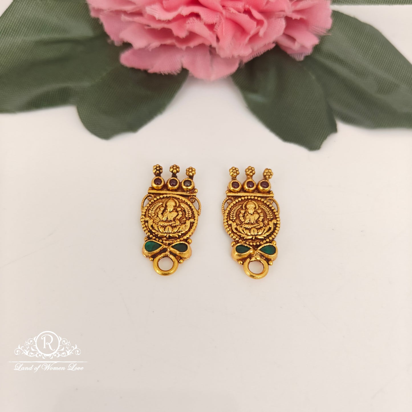 92.5-SILVER LAKSHMI DEVI SIDE LOCKETS -RCZ1045