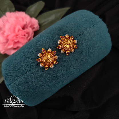 92.5-SILVER STUDS -RCZ1022