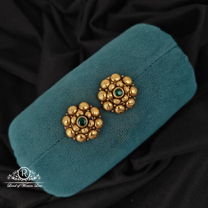 92.5-SILVER SMALL STUDS-RCM1494