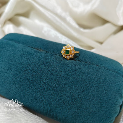 92.5 Silver flower design with green stone nosepin-RCR093