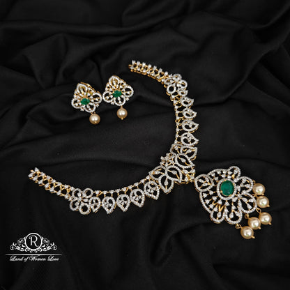 92.5 SILVER DIAMOND FINISHING NECKLACE WITH EARRINGS SET-RCZP07