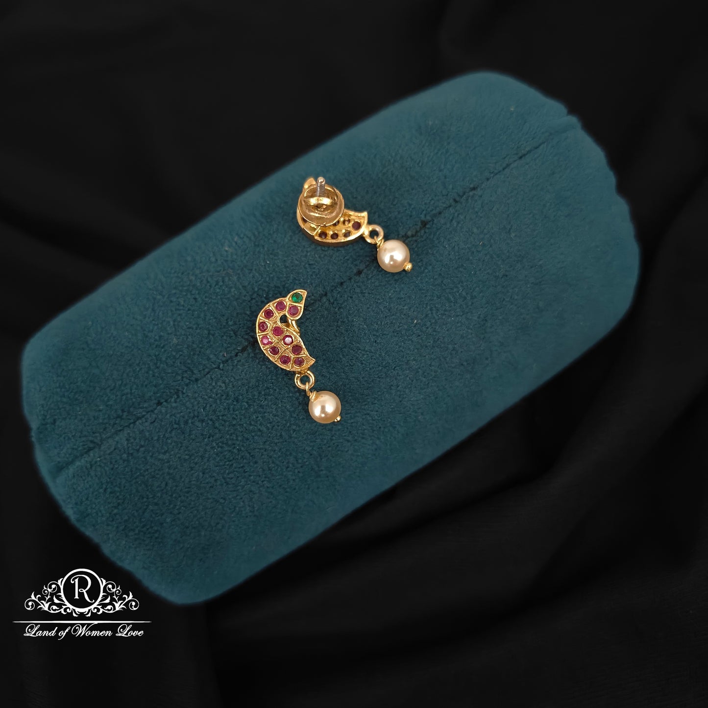 92.5 silver simple and Cute earrings with pearl hangings-RCH1016