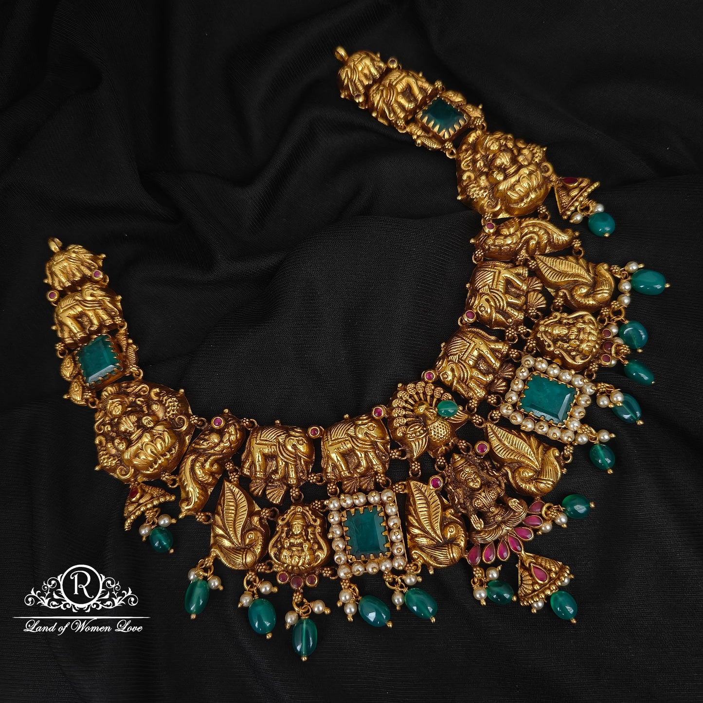 92.5 SILVER LAKSHMI DEVI WITH PEACOCK AND ELEPHANT NECKLACE-RCM1368