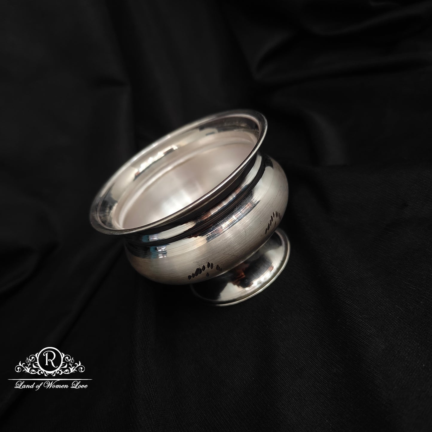 SILVER PRASADAM BOWLS-RCRS068
