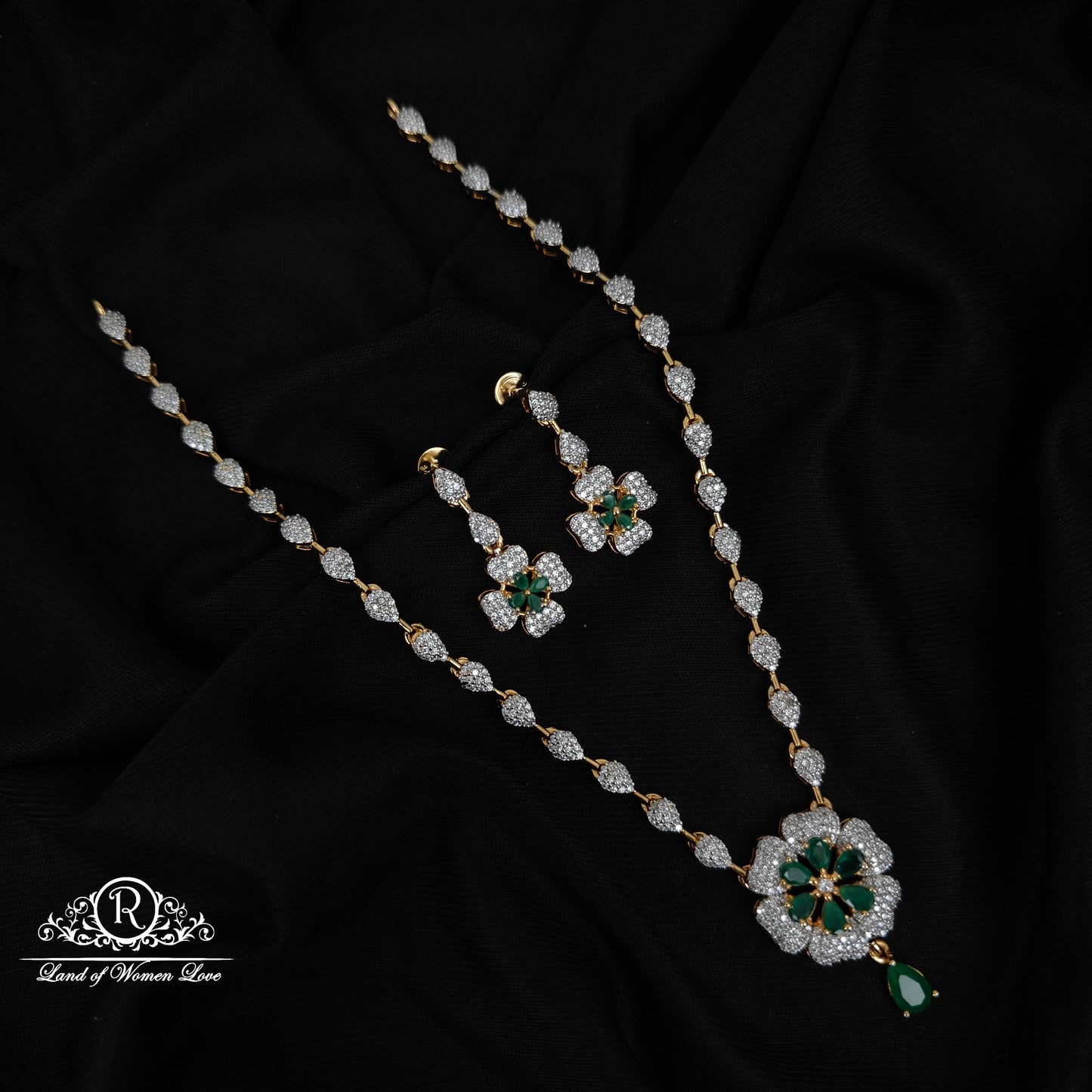 92.5-SILVER DIAMOND FINISHING NECKLACE WITH EARRINGS-RCZ1095