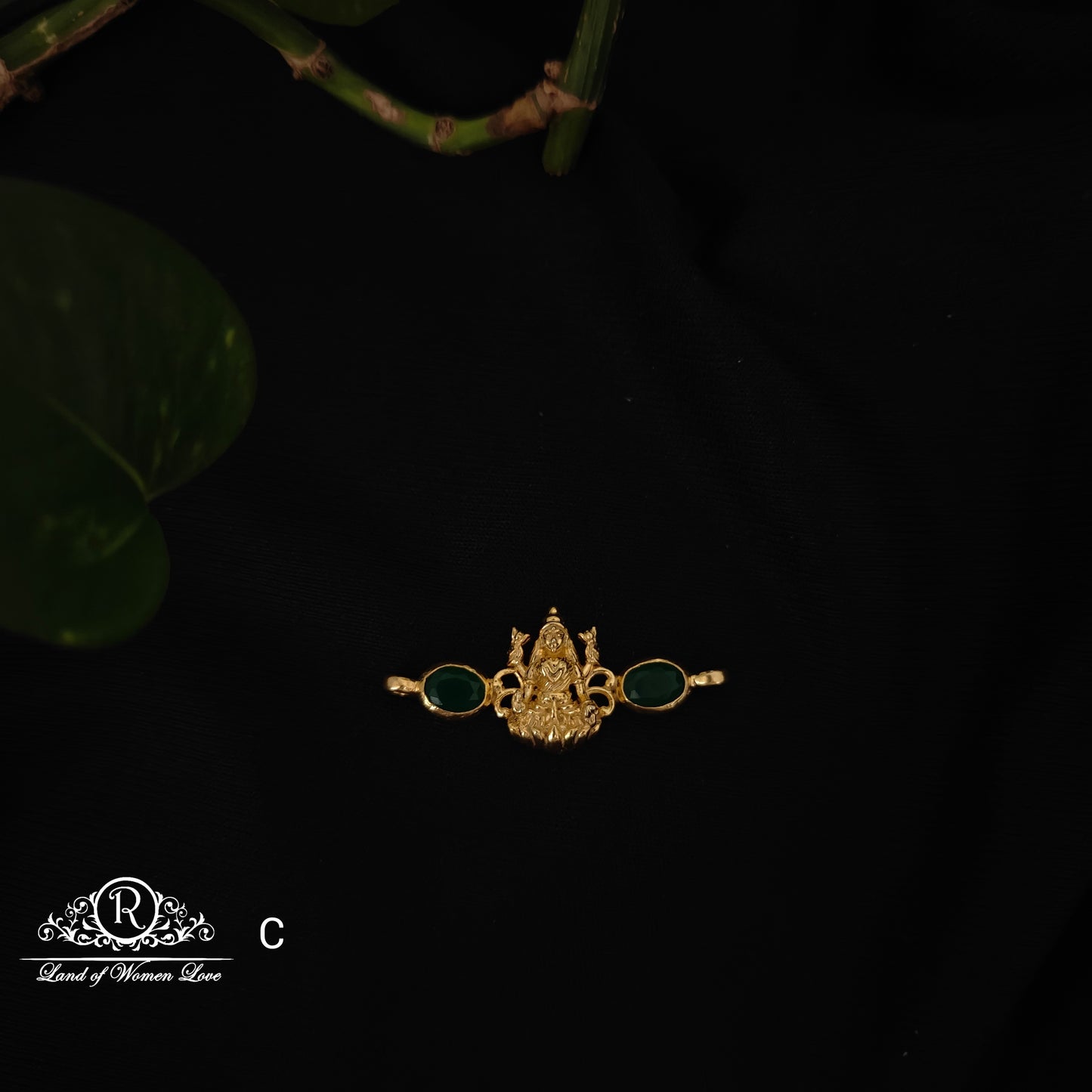 92.5 silver simple and Cute Lakshmi Devi Design mala locket -RCM434