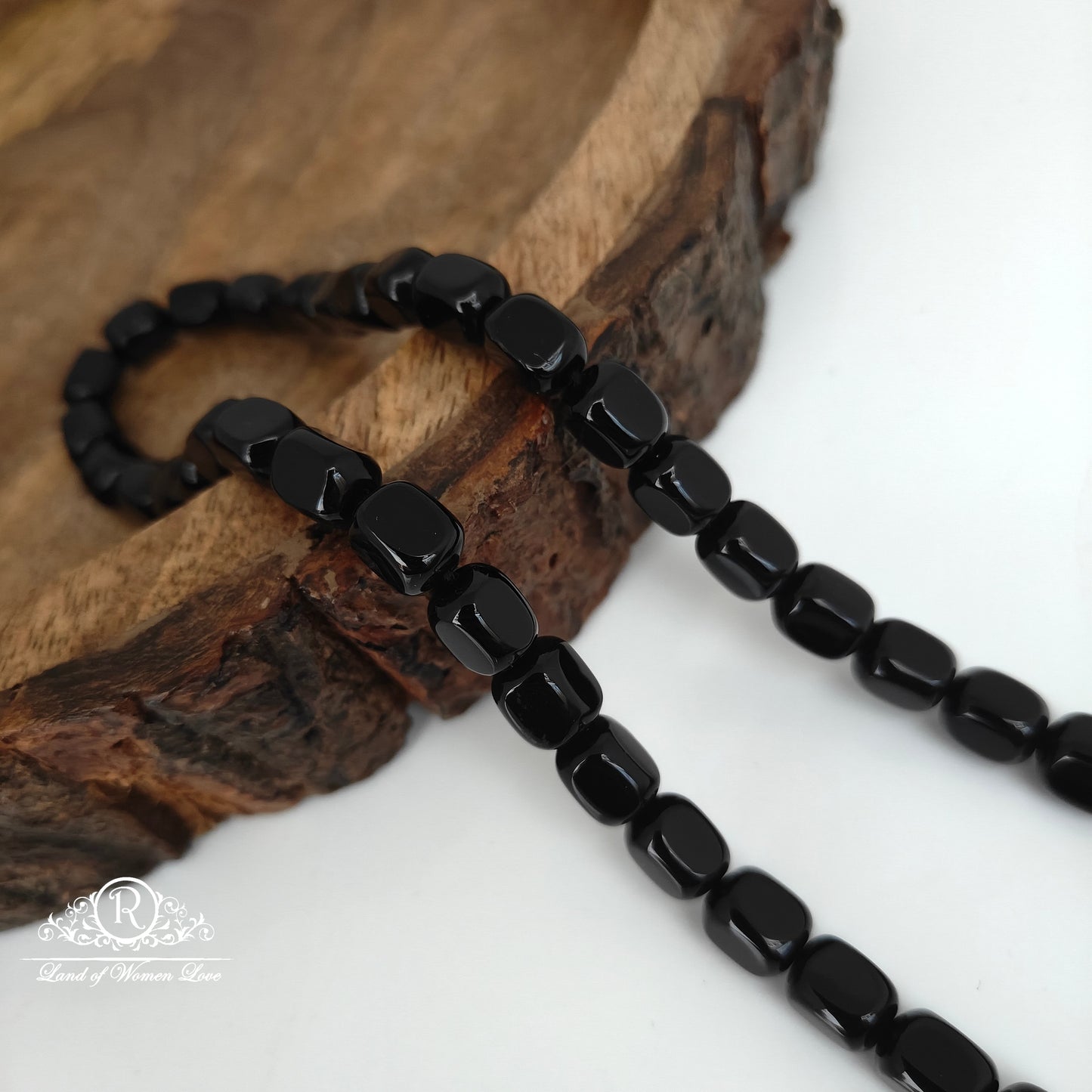HONEX BLACK SQUARE BEADS-RCJM046