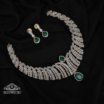 92.5 SILVER DIAMOND FINISHING NECKLACE WITH EARRINGS SET-RCM1446