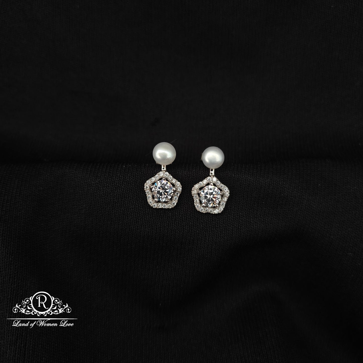 92.5 SILVER PEARL EARRINGS-RCG327