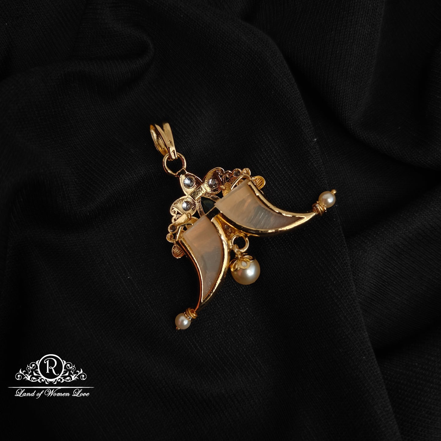 92.5 silver premium narasimha swamy puligoru pendant-RCHD009