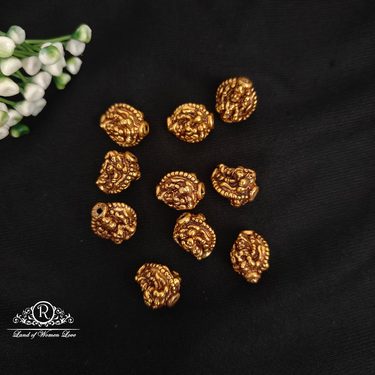 92.5-SILVER NAKSHI BALLS-RCP205