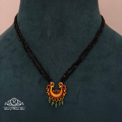 92.5 SILVER BLACK BEADS -RCH1254-1