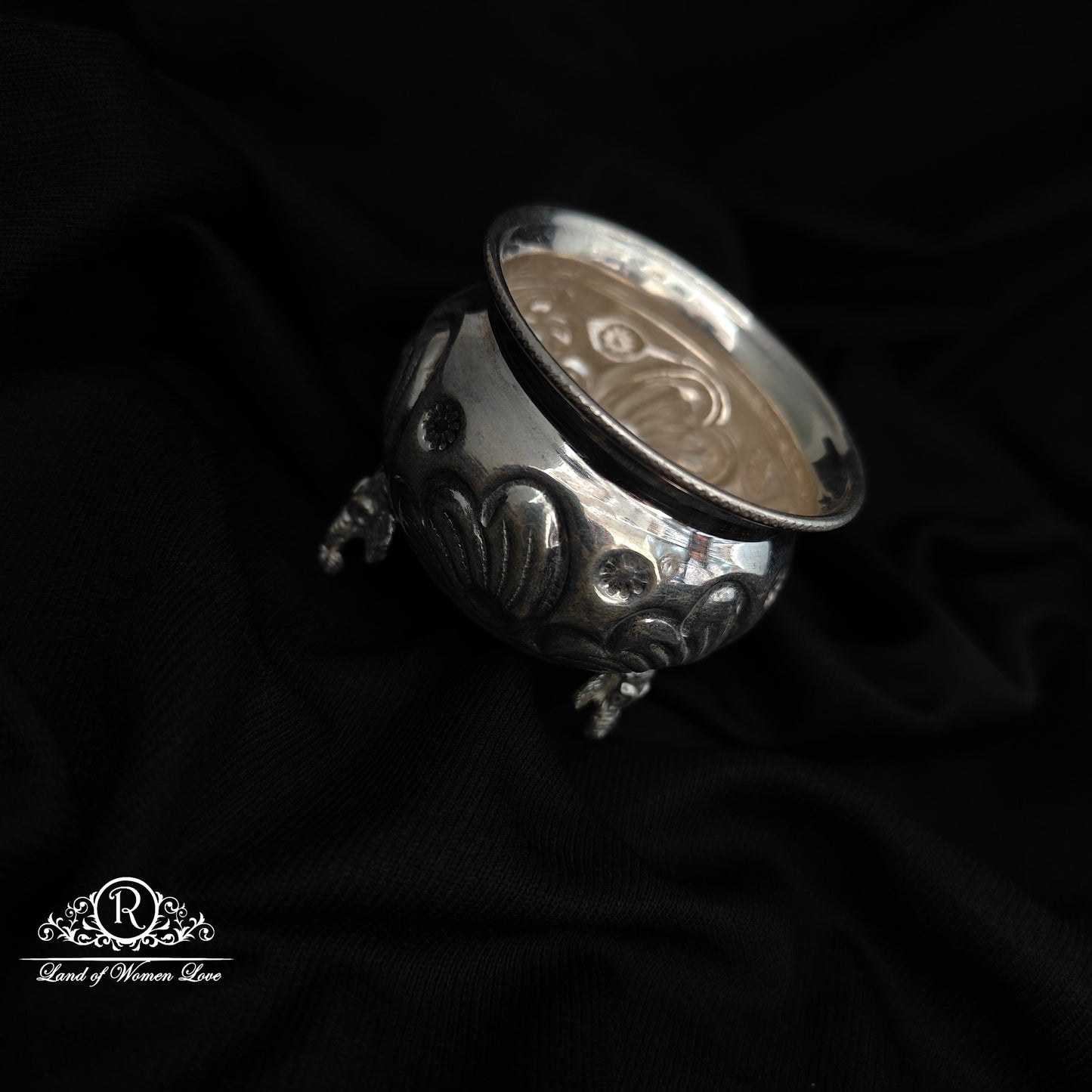 SILVER  PRASADAM BOWL-RCRS021
